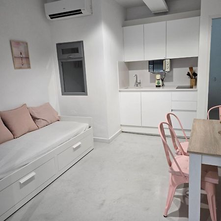 Little Love Hospitalet De L'Infant Bagian luar foto